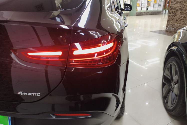 Used Mercedes-Benz GLE Coupe 2024 GLE 450 4MATIC Coupe SUV Luxury Model