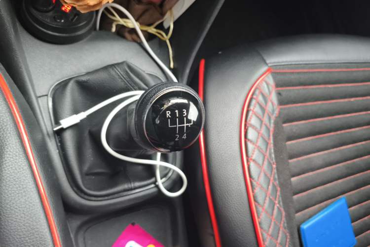 Used Volkswagen Polo 2016 1.4L Manual Fashion Model Gear Lever