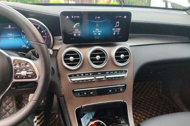 Used Mercedes-Benz GLC 2020 Facelift GLC 260 L 4MATIC Luxury Edition