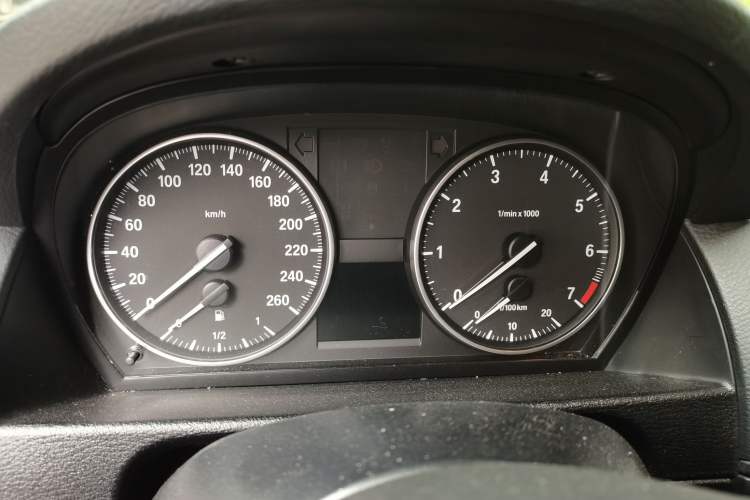 Used BMW X1 2013 sDrive18i Fashion Model
