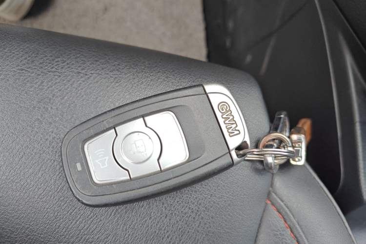 Used Haval H6 2015 Sport Edition 1.5T Automatic Two-Wheel Drive Luxury Model
