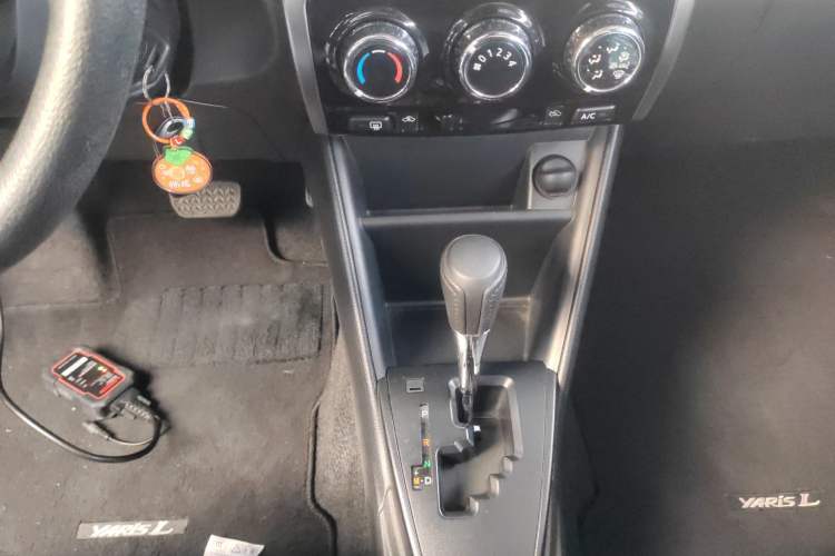 Used Toyota YARiS L Zhi Xuan 2019 1.5E CVT Dynamic Edition China VI compliant
