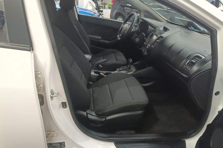 Used Kia K3 2015 1.6L Automatic GL Right Front Seat