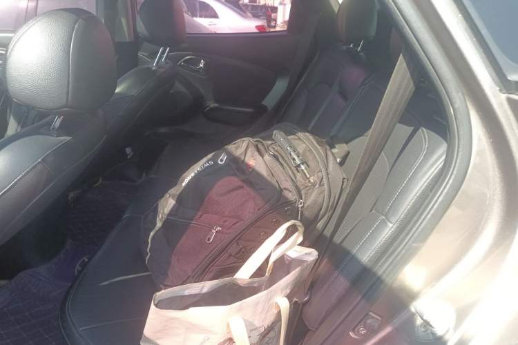 Used Hyundai ix35 2012 2.0L Automatic Two-Wheel Drive Elite Edition GLS Left Rear Seat