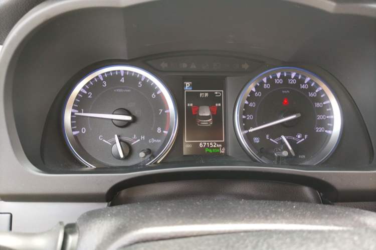 Used Toyota Highlander 2018 2.0T Four-Wheel Drive Ultimate Edition 7-Seater Emission Standard China V Instrument Cluster