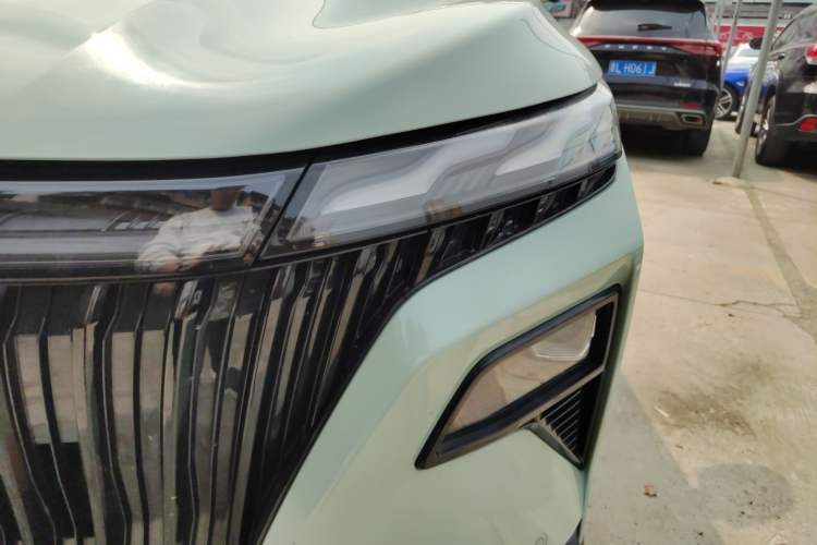 Used Dongfeng Aeolus Huge 2022 Mach Power 1.5T Dare-to-Love Edition