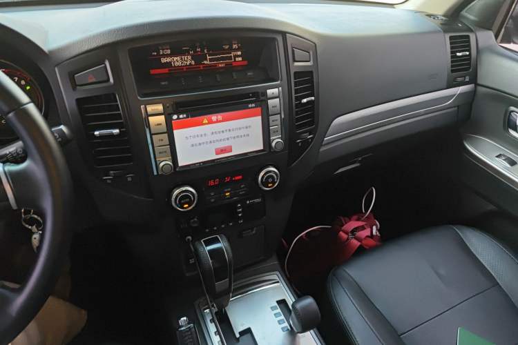 Used Mitsubishi Pajero 2014 3.0L Elite Upgrade Edition