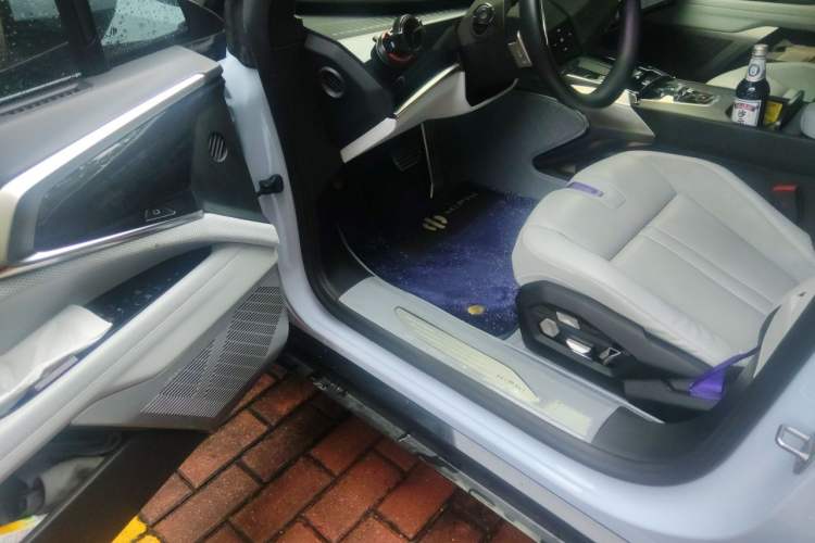 Used HiPhi Z 2023 Four-Seat Version