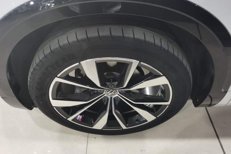 Used Volkswagen Talagon 2021 380TSI Four-Wheel Drive R-Line Touareg Edition