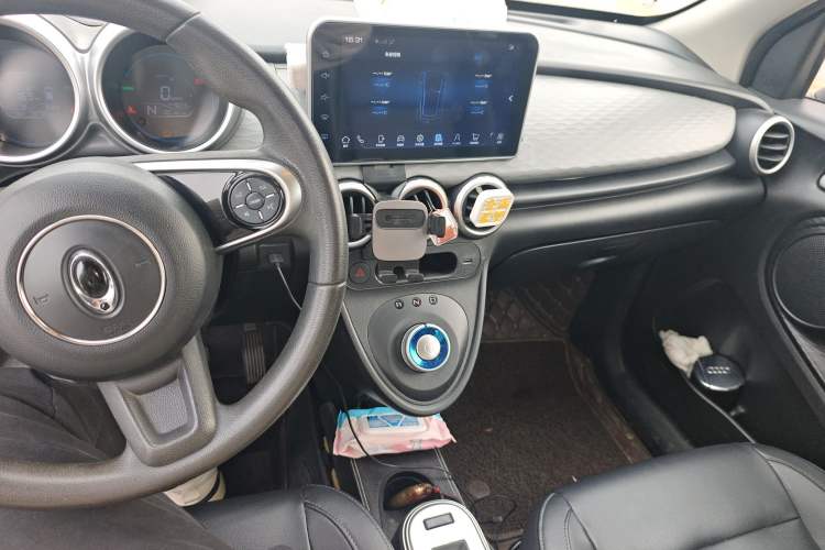 Used ORA Black Cat 2021 351 km Standard Version
