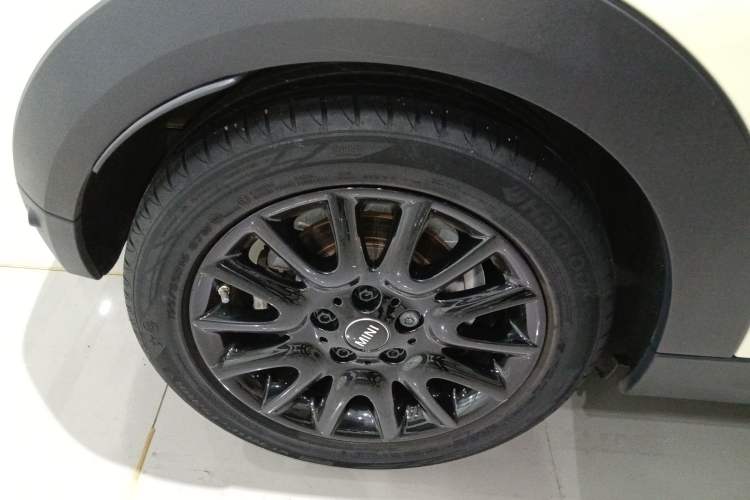 Used MINI 2019 1.5T COOPER Classic Edition Right Rear Wheel Hub