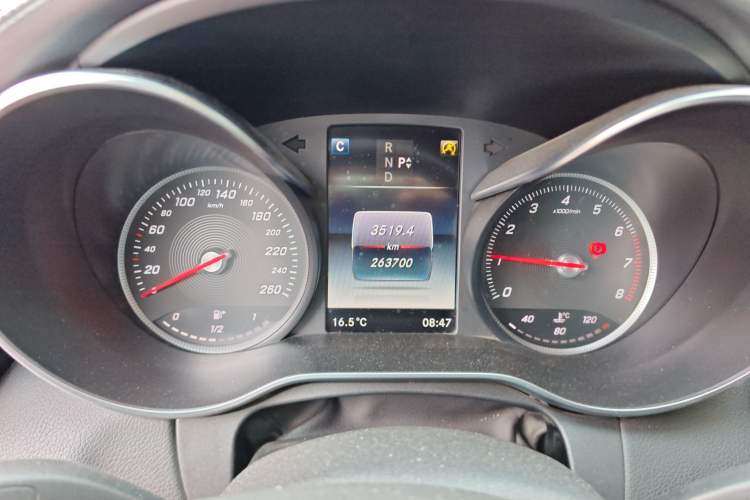 Used Mercedes-Benz C-Class 2018 C 200 L Sport Edition Instrument Cluster