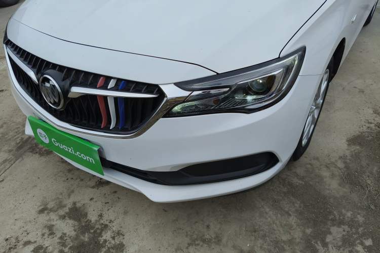 Used Buick GL6 2018 18T 6-Seater Luxury Model Left Front Headlight