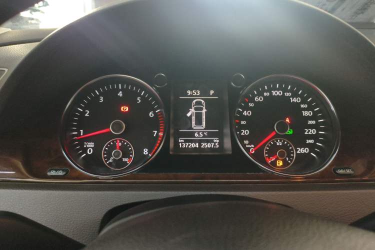 Used Volkswagen Magotan 2015 Travel Edition 2.0 TSI Comfort Version