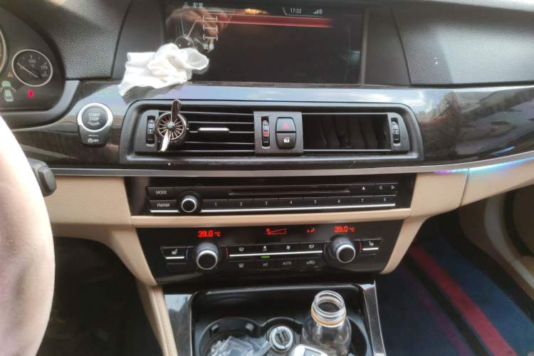 Used BMW 5 Series 2013 525Li Luxury Model