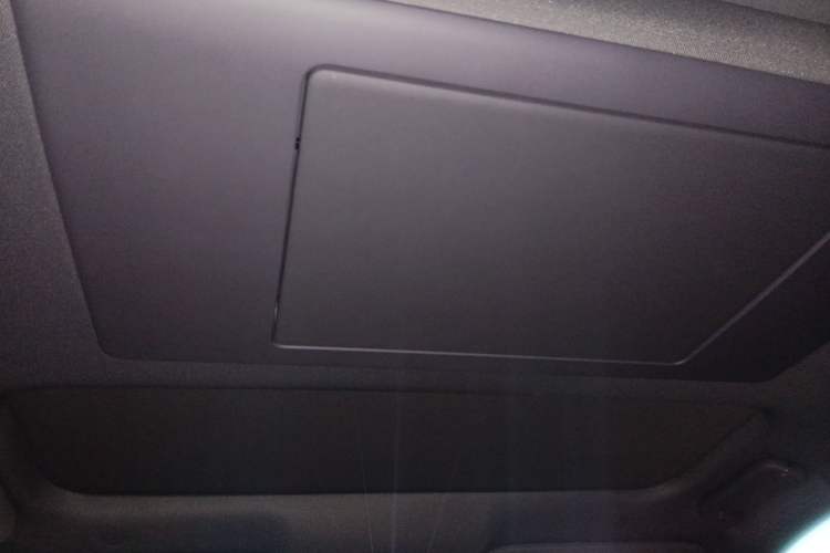 Used Hima AITO M7 2026 Model Range-Extending Ultra All-Wheel Drive 5-Seater Version Headliner