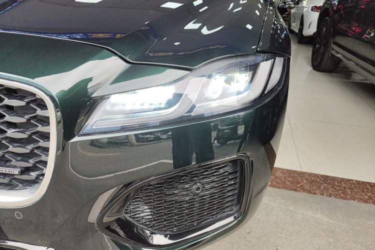 Used Jaguar XFL 2019 XFL 2.0T 250 PS Two-Wheel-Drive Luxury Edition