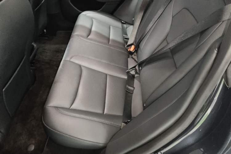 Used Tesla Model 3 2025 Model Revised Rear-Wheel-Drive Version
