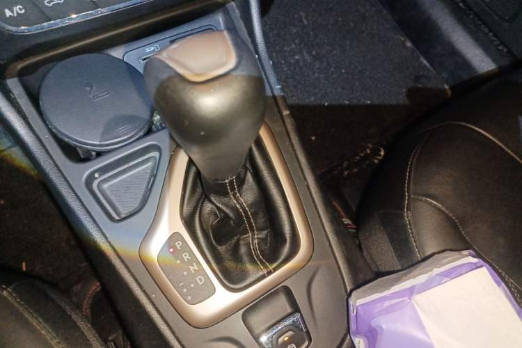 Used Jeep Cherokee 2016 2.0L Superior Edition