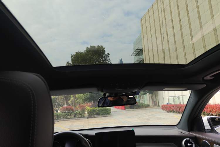 Used Mercedes-Benz GLC 2017 GLC 260 4MATIC Dynamic Edition
