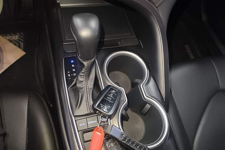 Used Toyota Camry 2021 2.5G Luxury Edition Gear Lever