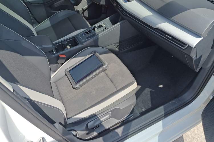 Used Volkswagen Golf 2021 280TSI DSG Pro Right Front Seat