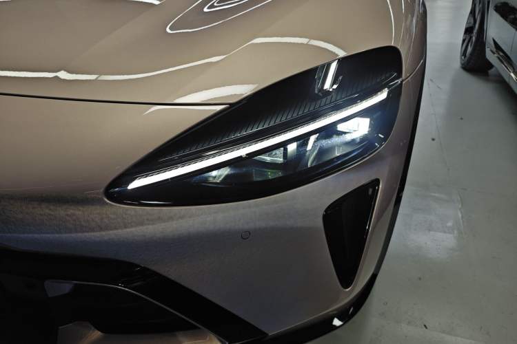 Used Xiaomi Auto YU7 2025 Ultra-Long Range High-Performance All-Wheel-Drive Max Edition
