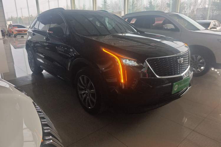 Used Cadillac XT4 2018 28T 4x4 Leading Sport Model
