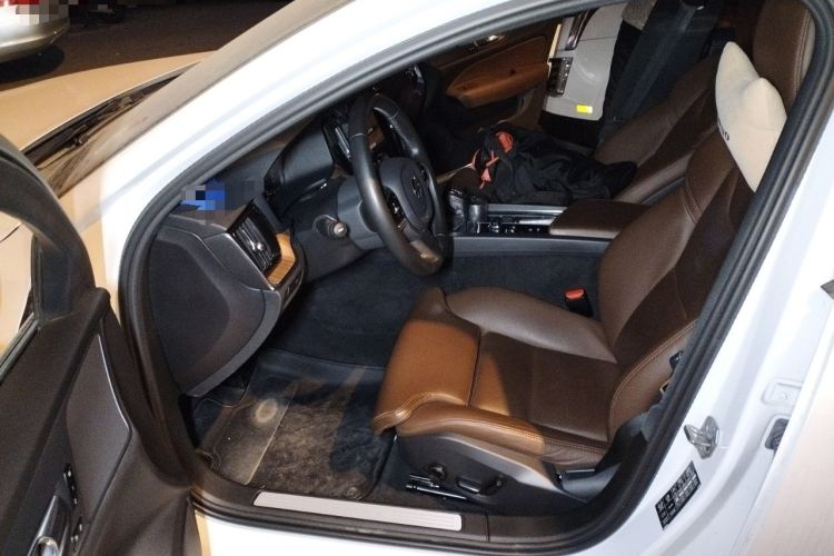 Used Volvo S60 2021 T4 Zhiyuan Luxury Edition Interior 3