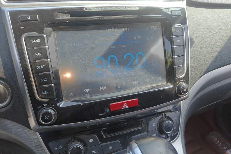 Used Haval H6 2015 Sport Edition 1.5T Automatic Two-Wheel Drive Luxury Model