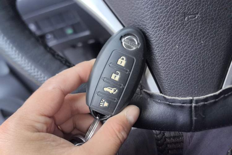 Used Nissan X-Trail 2014 2.0L CVT Comfort Edition 2WD
