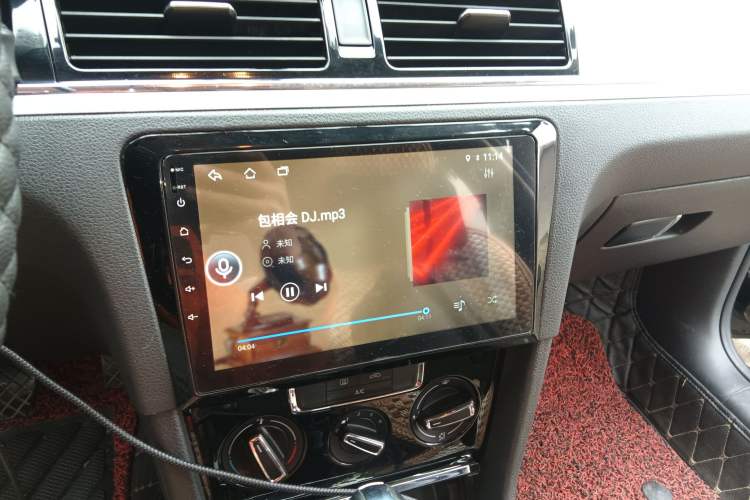 Used Volkswagen Bora 2015 Value Edition 1.6L Automatic Comfort Version