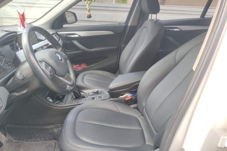 Used BMW X1 2016 sDrive18Li Premium Edition
