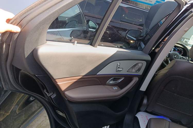 Used Mercedes-Benz GLE 2022 GLE 450 4MATIC Stylish Model
