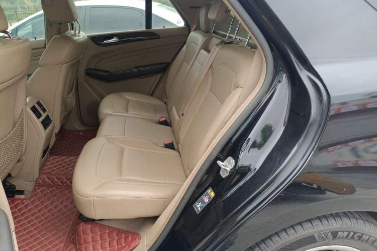 Used Mercedes-Benz M-Class 2014 ML 400 4MATIC Dynamic Model
