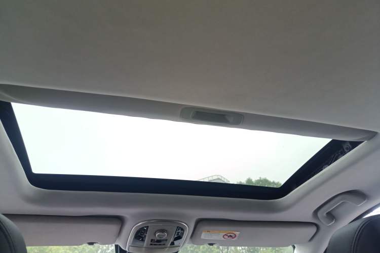 Used Haval H8 2015 2.0T Two-Wheel-Drive Standard Version
