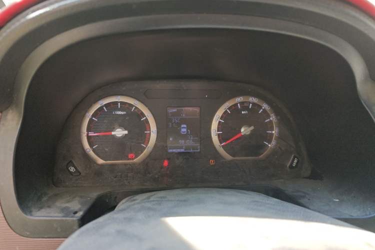 Used FORTHING Lingzhi 2019 Facelifted M5L 1.6L 7-Seater Base Model China VI Standard