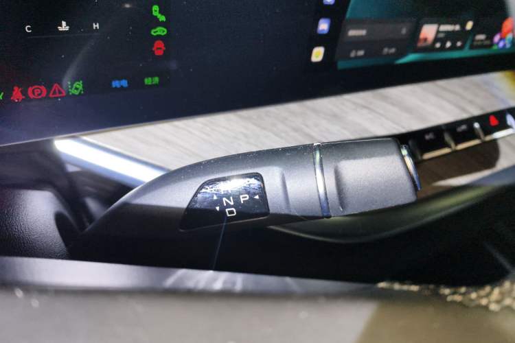 Used Wey Lanshan 2023 Four-Wheel Drive Ultra-Long Range Version
