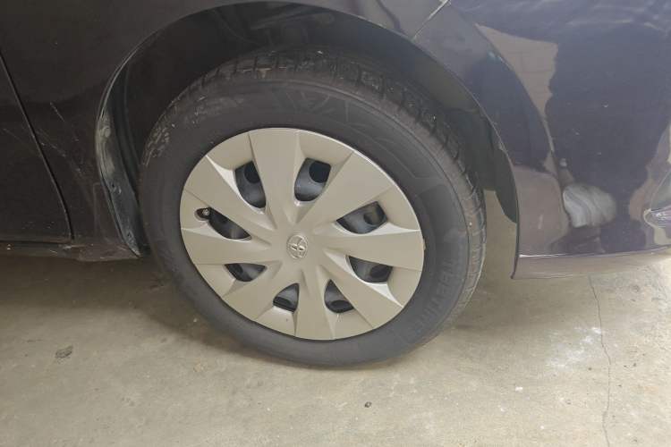 Used Toyota Vios 2014 1.5L Automatic ZhiZhen Edition Right Front Wheel Hub