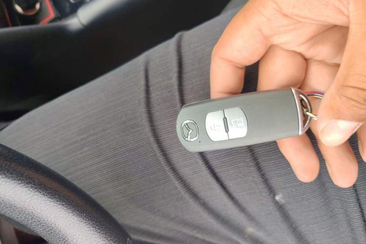 Used Mazda 3 Axela 2017 Hatchback 1.5L Automatic Luxury Model Emission Standard China V