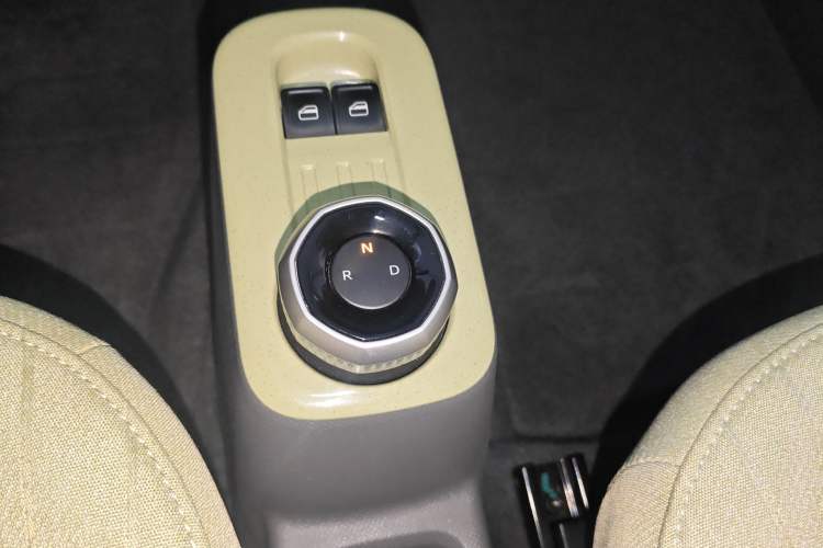 Used Geely Galaxy Panda 2023 Panda Mini 200km Endurance Bear