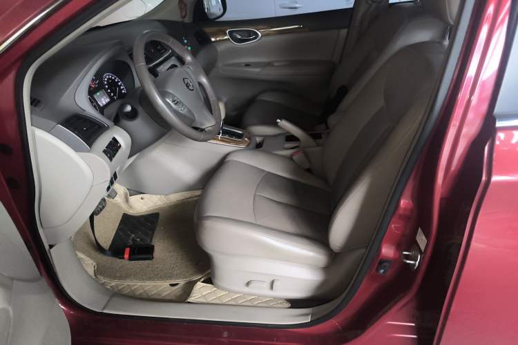 Used Nissan Sylphy 2014 1.6XV CVT Deluxe Edition