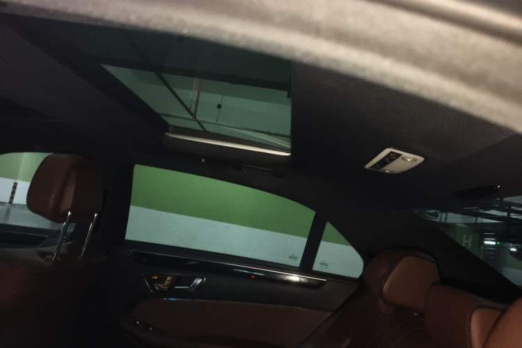 Used Mercedes-Benz E-Class 2015 E 260 L Sport Luxury Model