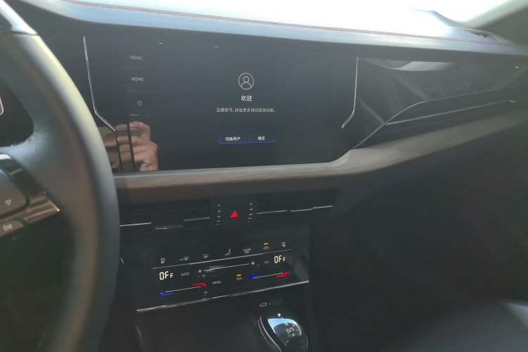 Used Volkswagen Passat 2020 Revised Version 330TSI Luxury Edition China VI Standard