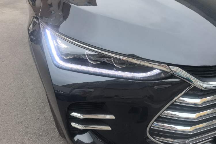 Used BYD Tang New Energy 2018 DM 2.0T All-Wheel Drive Smart Connectivity Luxury Model 7 Seats China V Emission Standard
