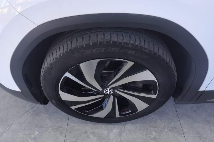 Used Volkswagen ID.6 CROZZ 2021 Long-Range PURE+ Edition Exterior 4