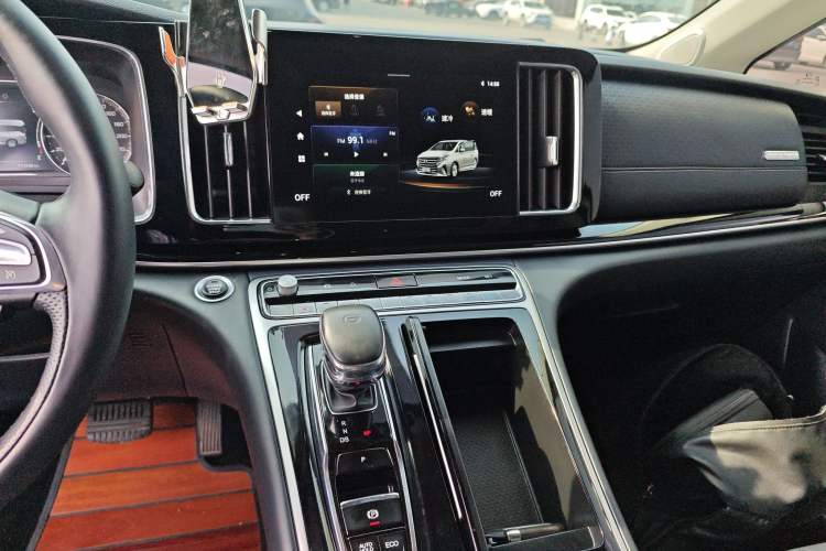 Used GAC Trumpchi M8 2021 Lingxiu Series 390T Deluxe Edition Audio And AC Panel