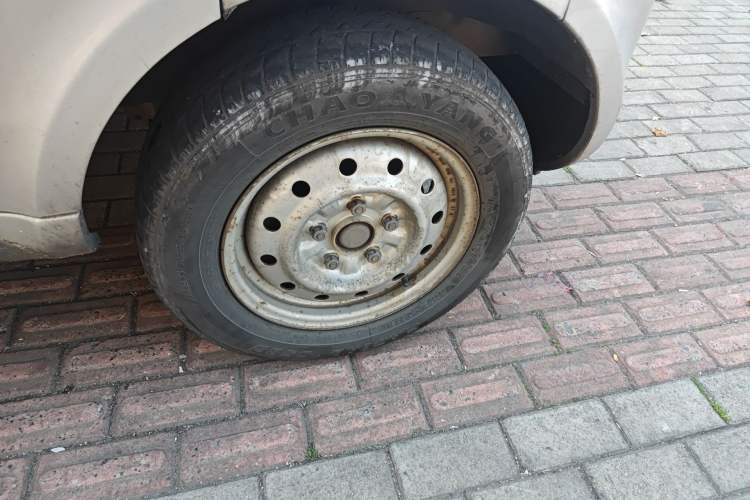 Used Wuling Rongguang 2012 1.5L Extended Basic Version
