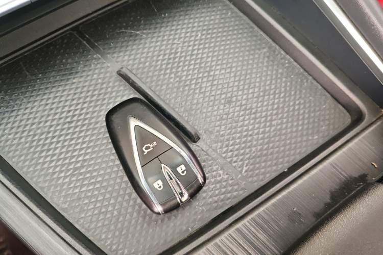 Used CHANGAN UNI-T 2020 1.5T Prestige Version Vehicle Key