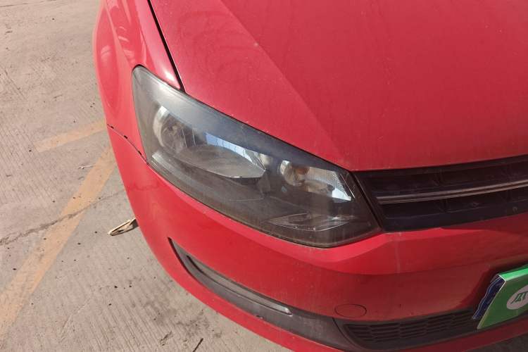 Used Volkswagen Polo 2011 1.4L Manual ZhiShang Edition Right Front Headlight